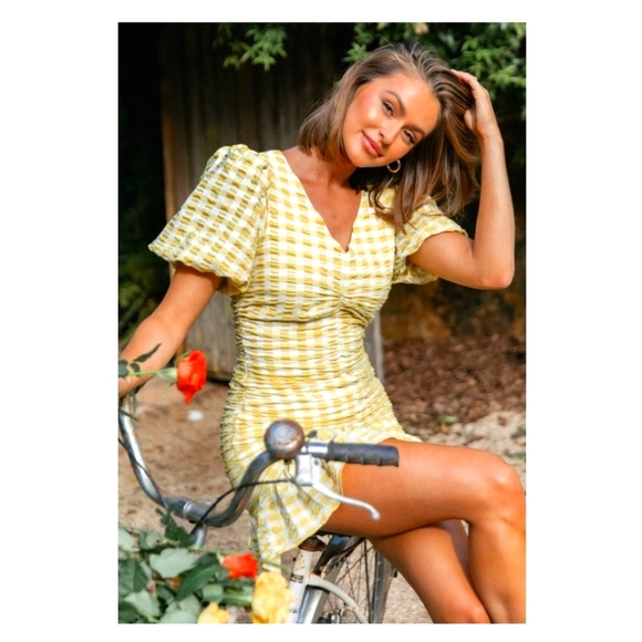 Skies Are Blue Yellow Checkered Dress, Size M - Picture 11 of 16